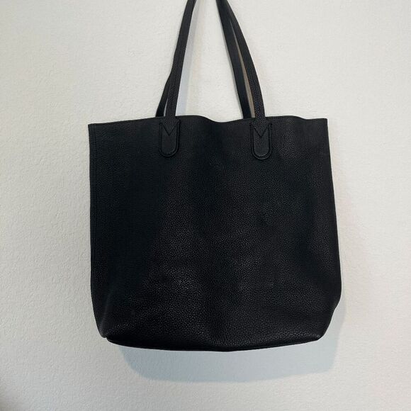 Longchamp Essential North/South Black Leather Tote Women's Purse - Picture 2 of 16